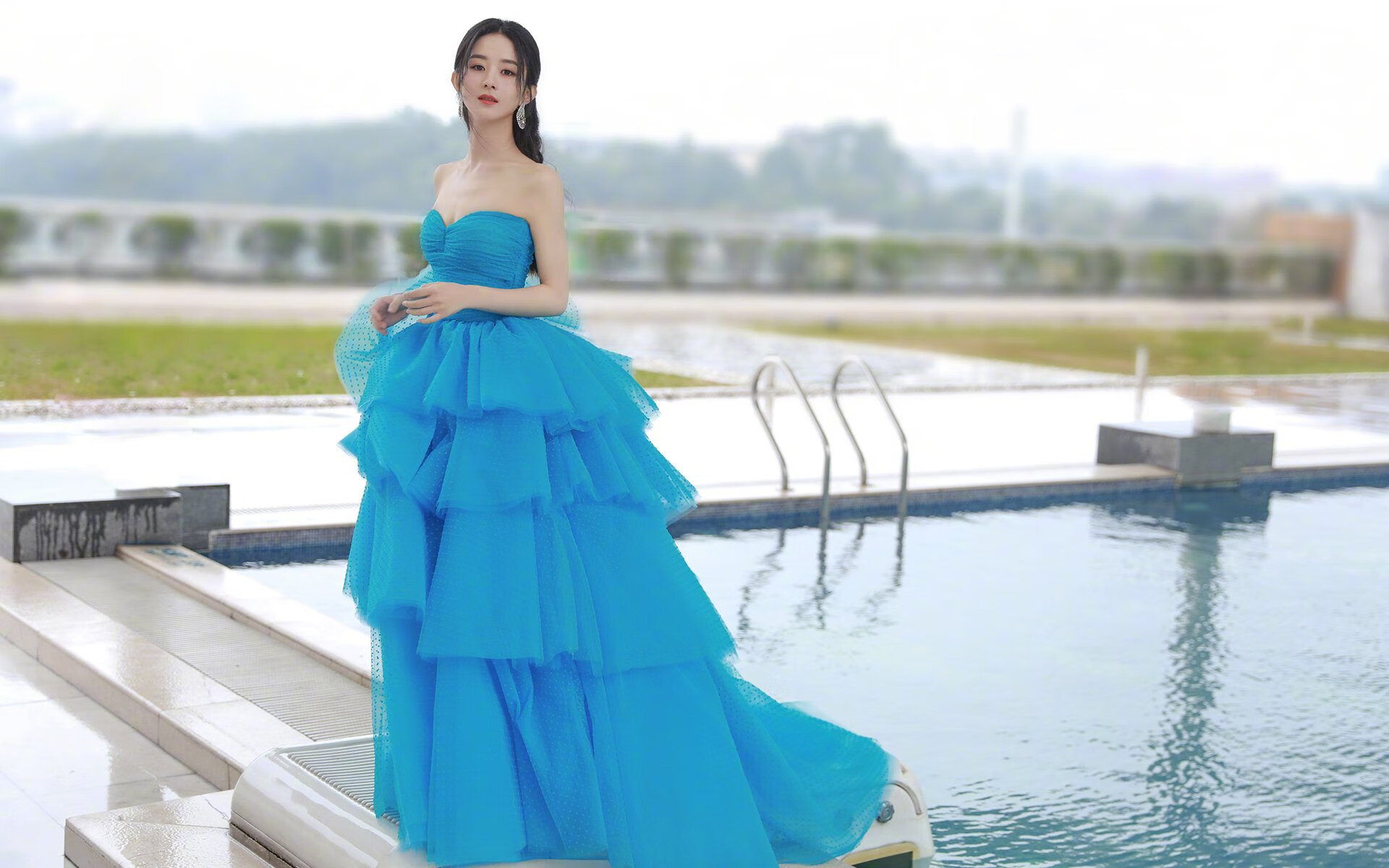 德赢官网ac米兰-沃尔夫斯堡主场1-0战胜斯图加特，状态回暖，沃尔夫斯堡队主客场球衣