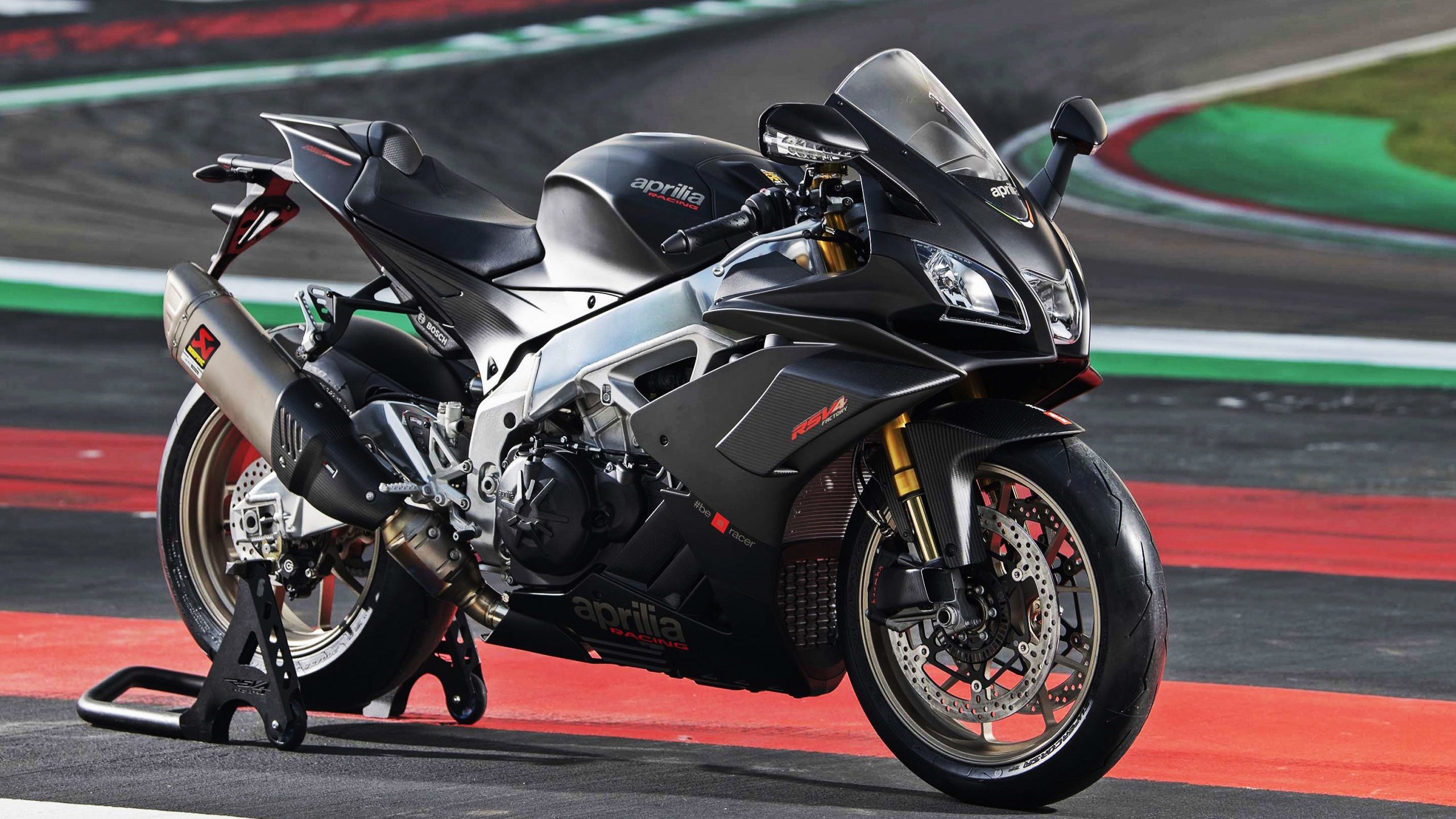 Vwin德赢官网-平台上线回顾专题呈现本赛季高光瞬间引发球迷热议