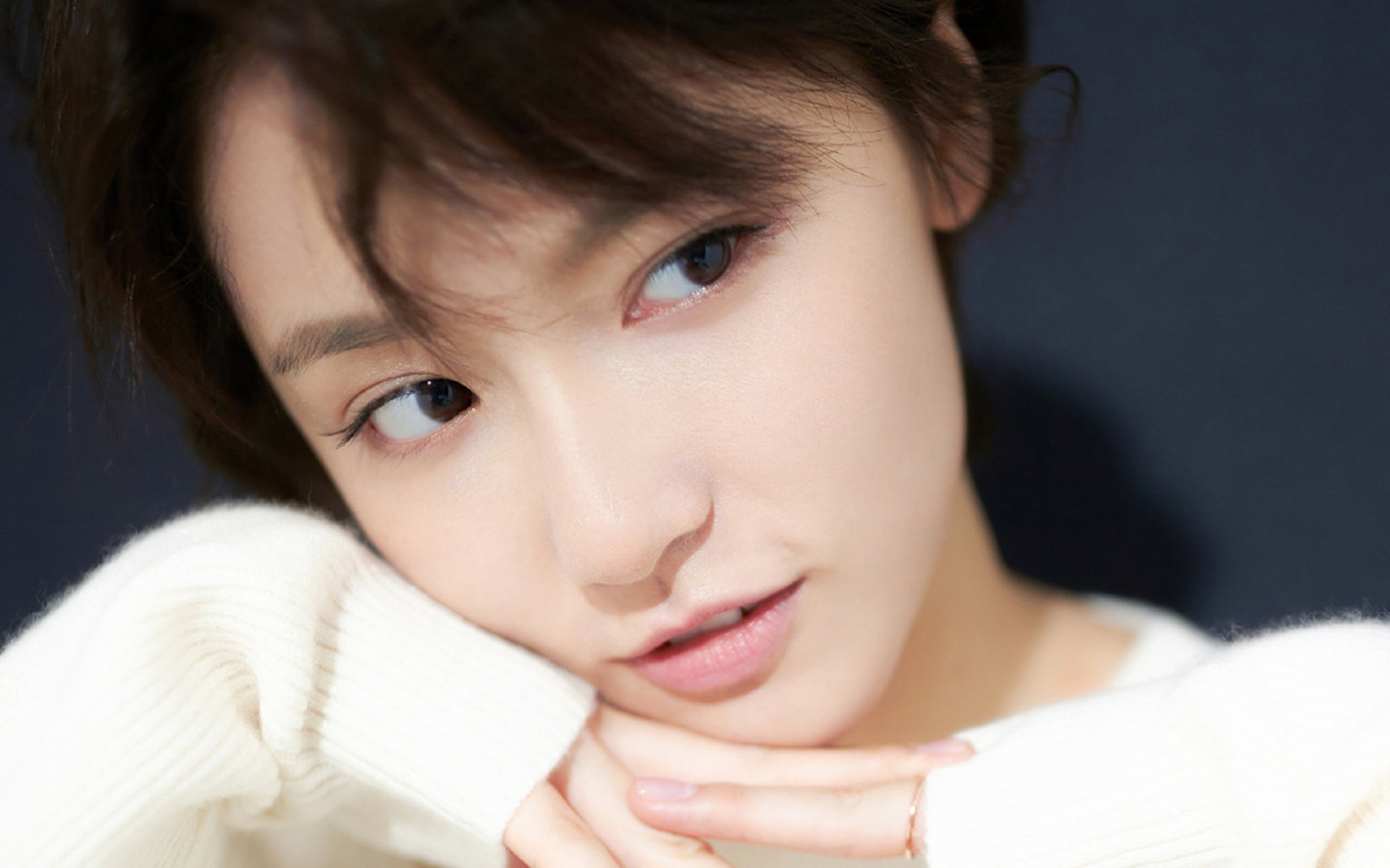 跳水细节精准中立代表队A得分稳定,跳水队打分